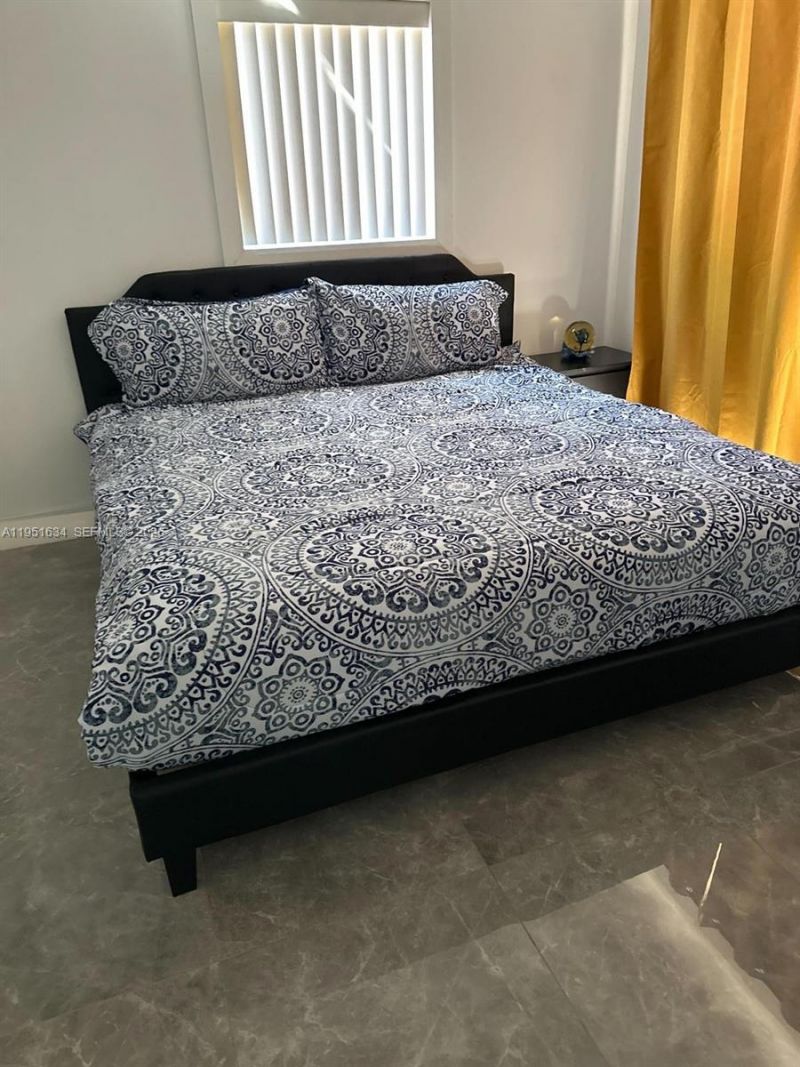 5620 SW 38th St , Davie, FL 33314 Photo