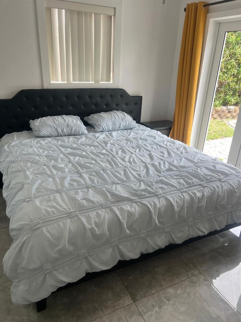 5620 SW 38th St , Davie, FL 33314 Photo