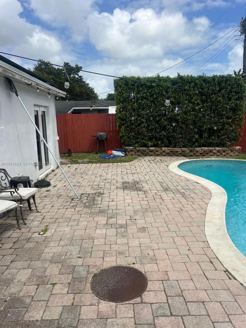 5620 SW 38th St , Davie, FL 33314 Photo