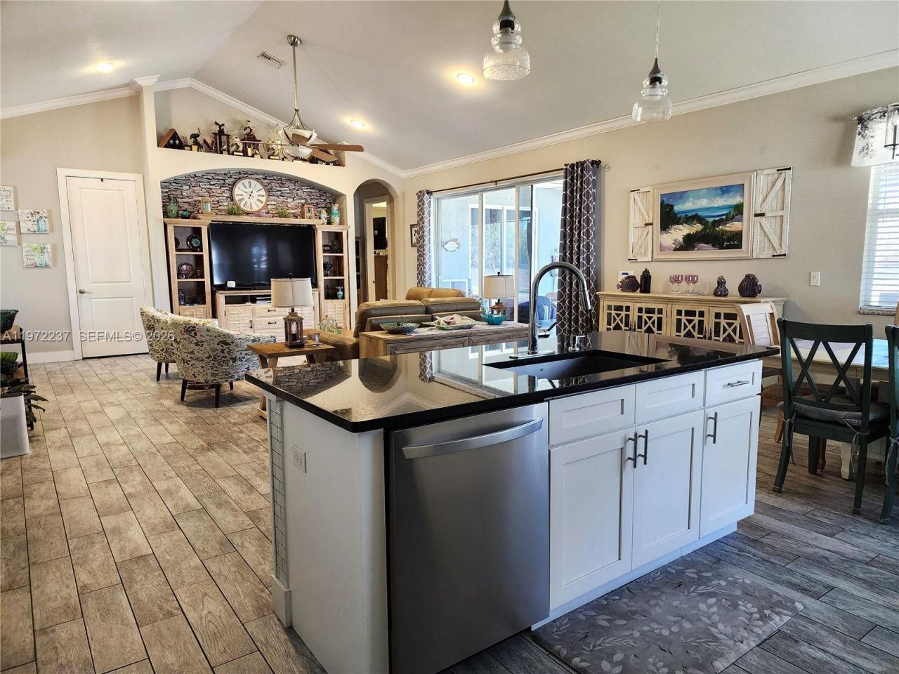 108 Oak Knolls Circle, Sebring, FL 33876 Photo