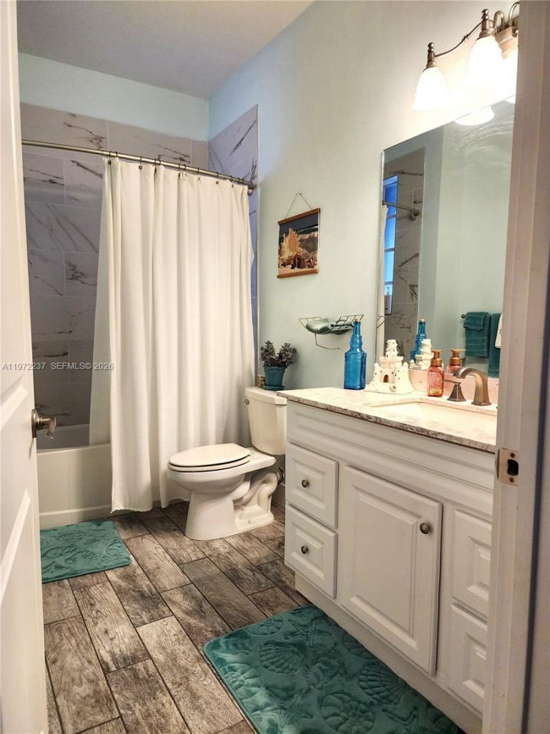 108 Oak Knolls Circle, Sebring, FL 33876 Photo