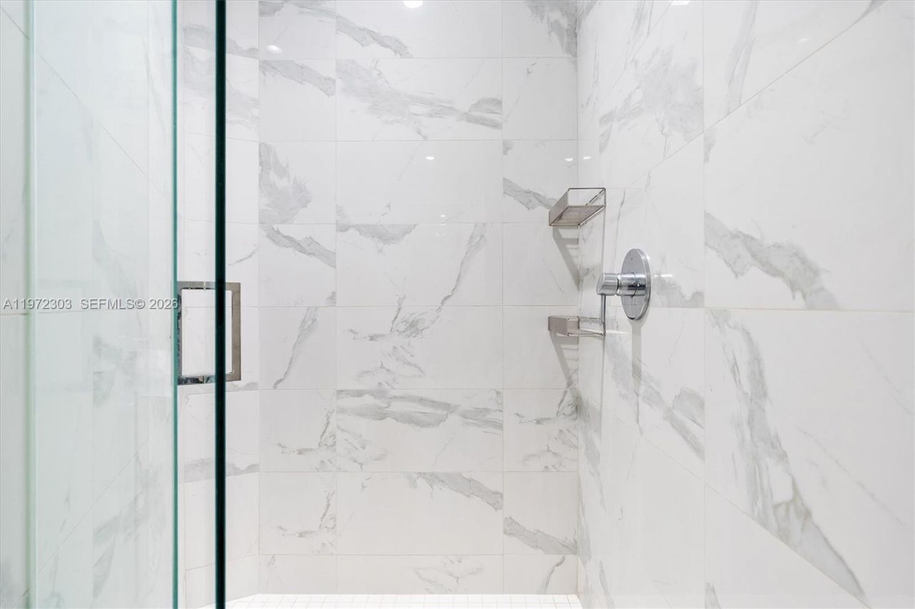 851 NE 1st Ave, Unit 1712, Miami, FL 33132 Photo