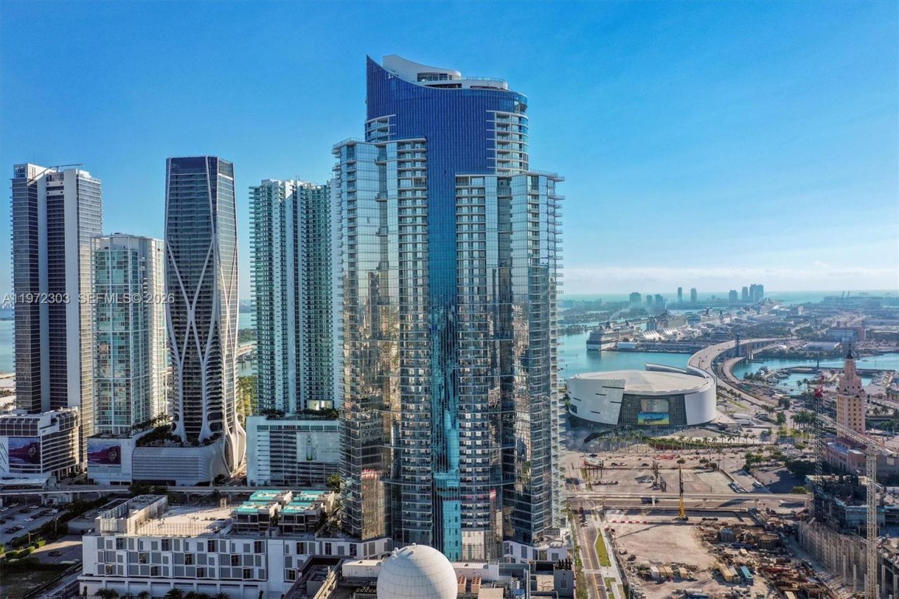 851 NE 1st Ave, Unit 1712, Miami, FL 33132 Photo