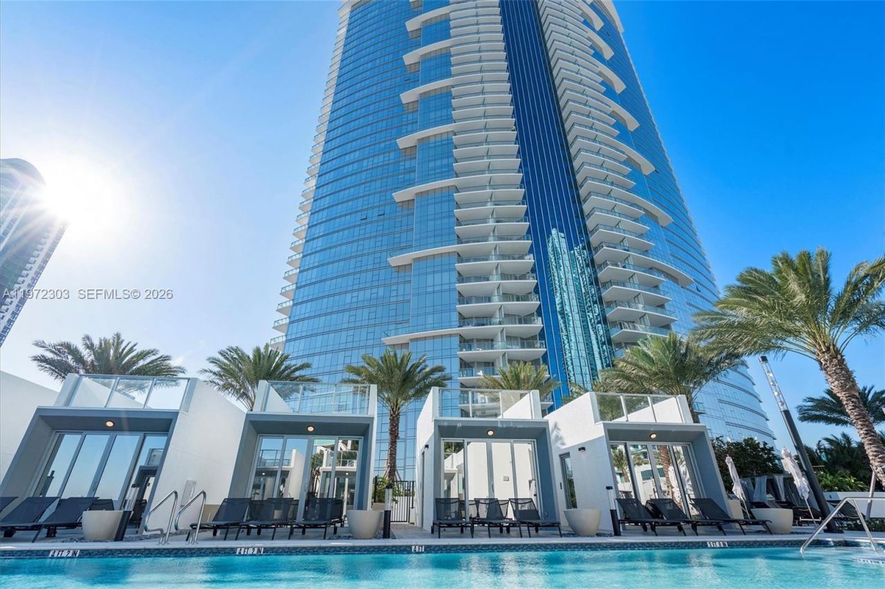 851 NE 1st Ave, Unit 1712, Miami, FL 33132 Photo