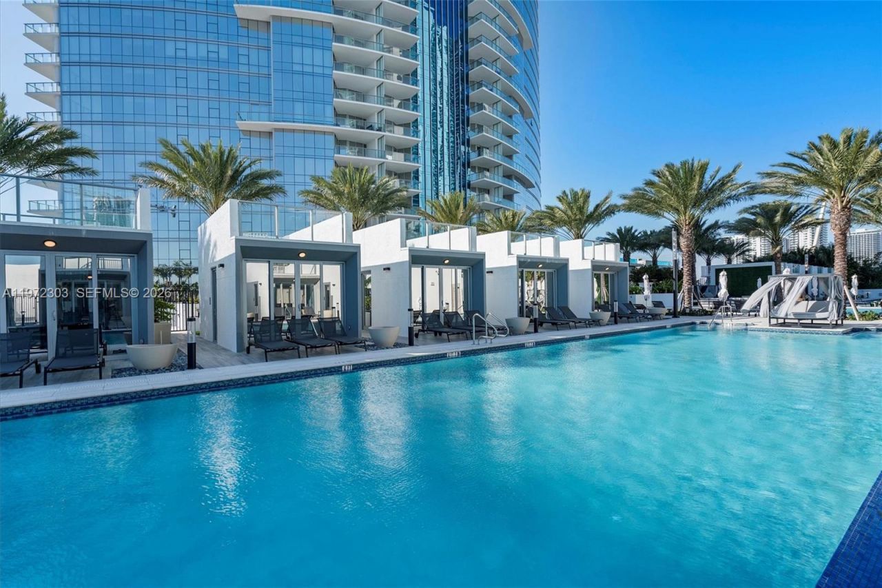 851 NE 1st Ave, Unit 1712, Miami, FL 33132 Photo