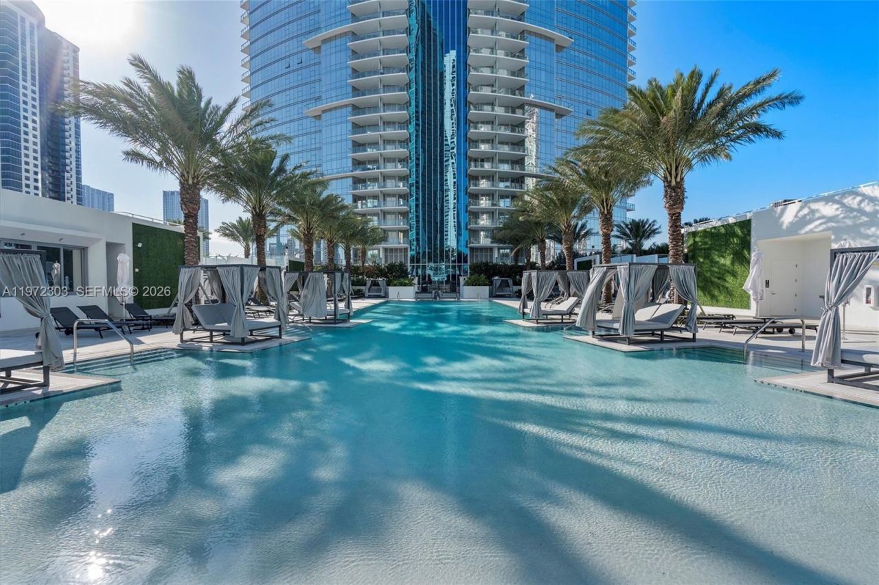 851 NE 1st Ave, Unit 1712, Miami, FL 33132 Photo