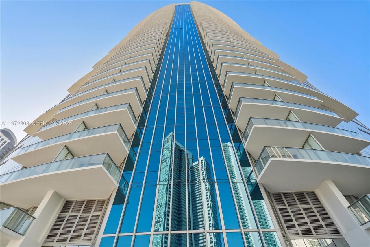 851 NE 1st Ave, Unit 1712, Miami, FL 33132 Photo