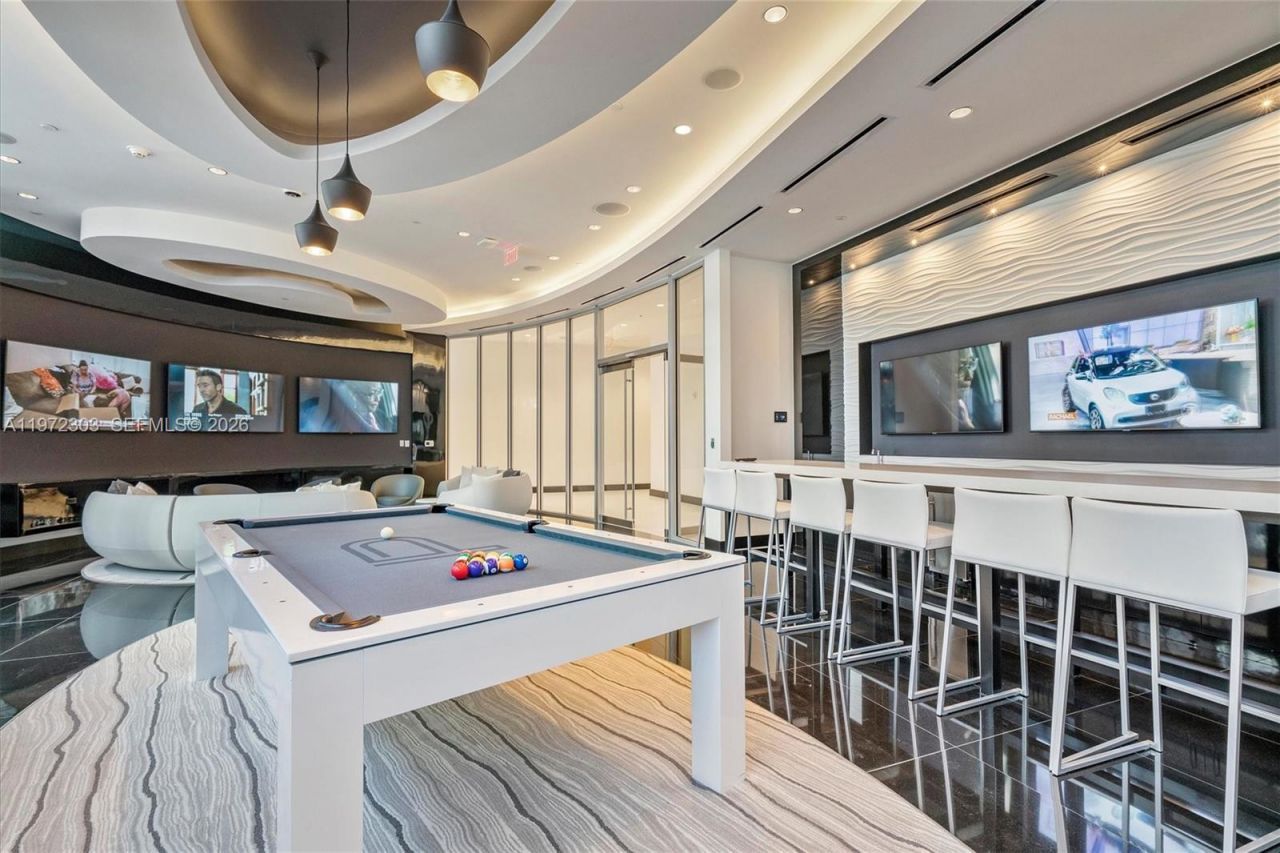 851 NE 1st Ave, Unit 1712, Miami, FL 33132 Photo