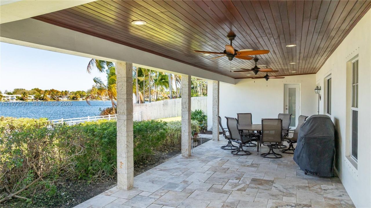 8121 SW 203rd St, Cutler Bay, FL 33189 Photo