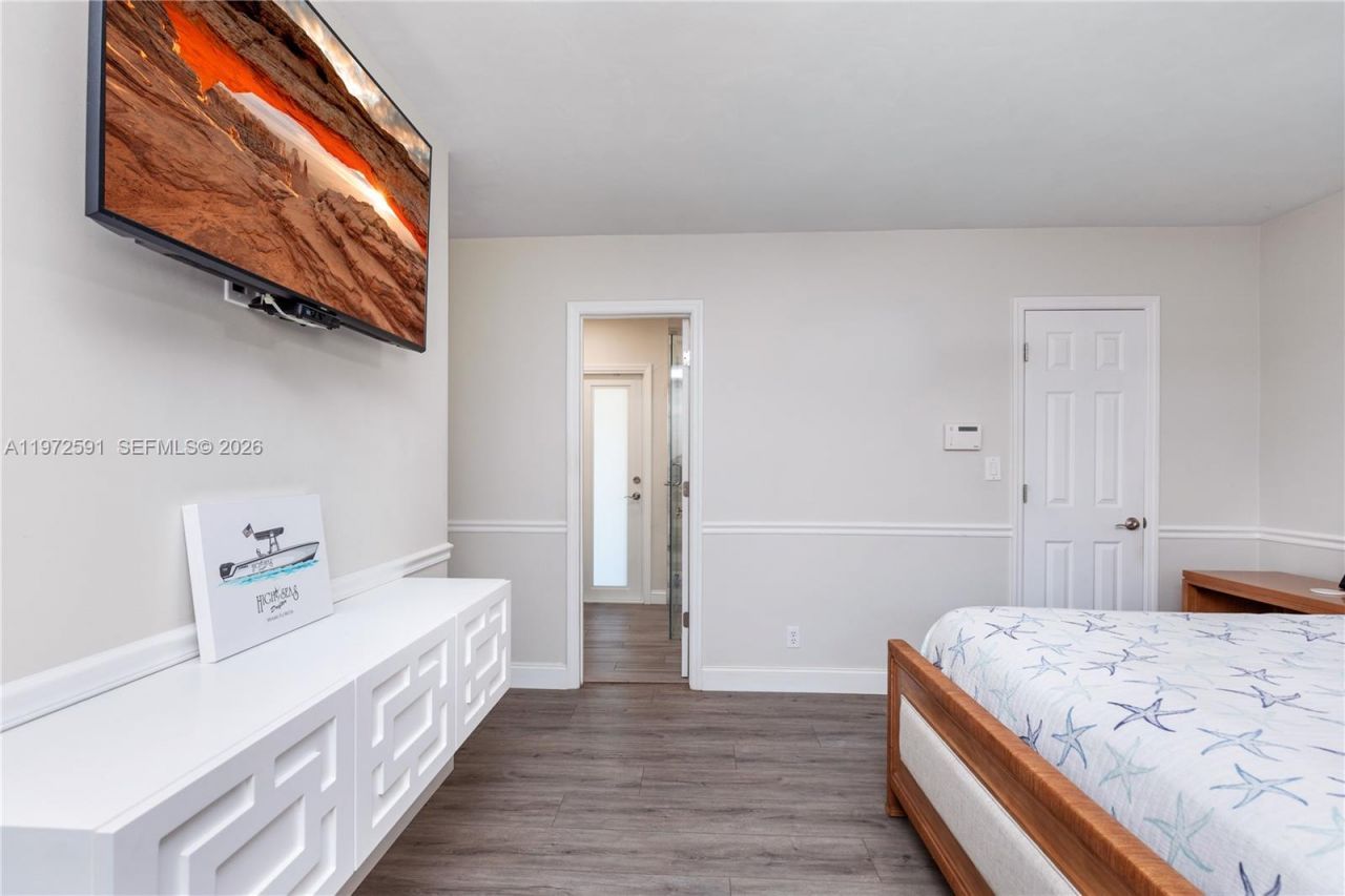 8121 SW 203rd St, Cutler Bay, FL 33189 Photo