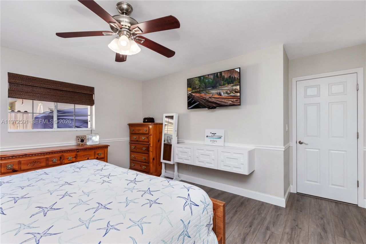 8121 SW 203rd St, Cutler Bay, FL 33189 Photo