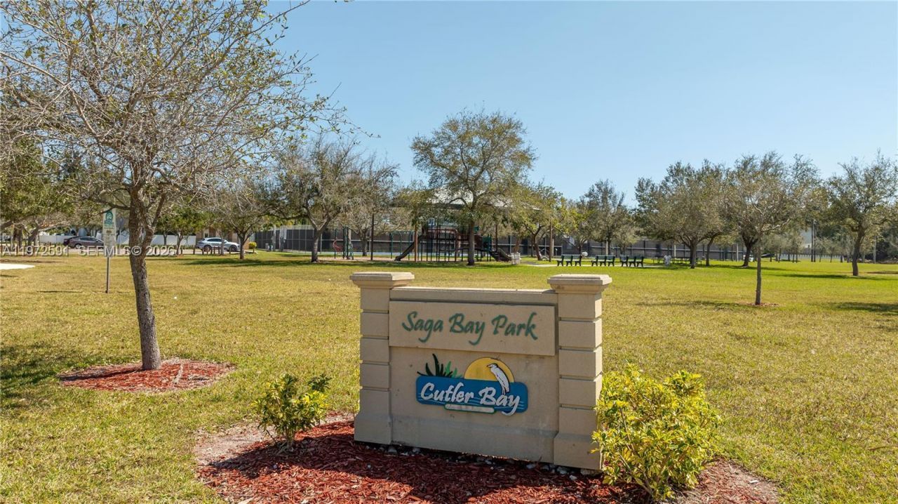 8121 SW 203rd St, Cutler Bay, FL 33189 Photo