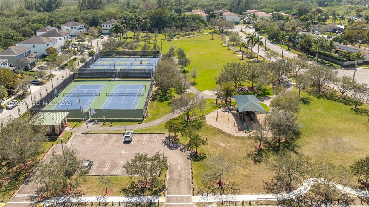 8121 SW 203rd St, Cutler Bay, FL 33189 Photo