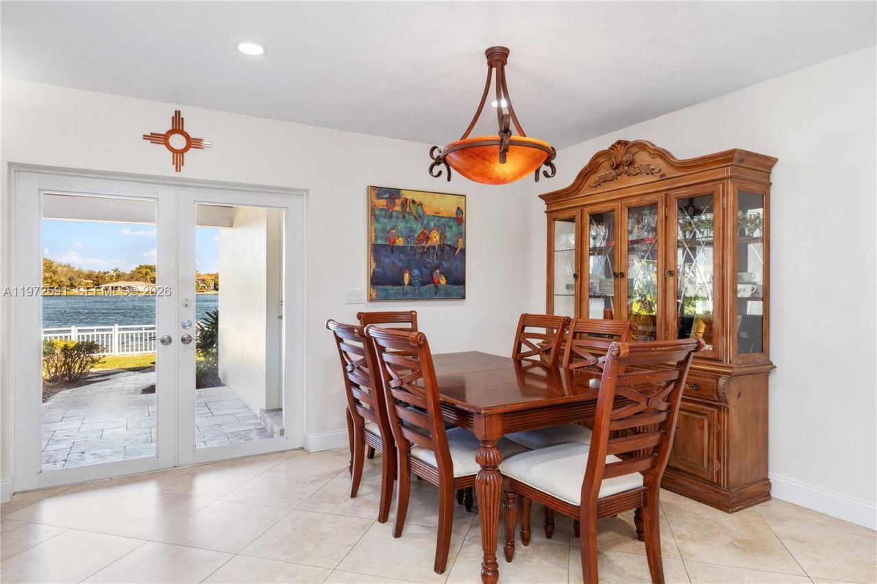 8121 SW 203rd St, Cutler Bay, FL 33189 Photo