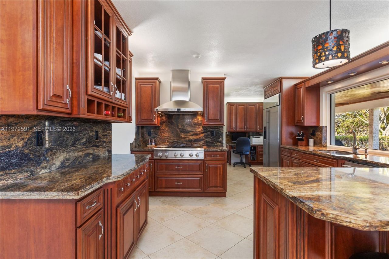 8121 SW 203rd St, Cutler Bay, FL 33189 Photo