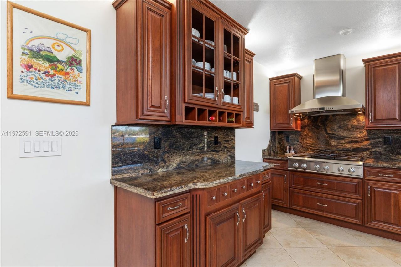 8121 SW 203rd St, Cutler Bay, FL 33189 Photo