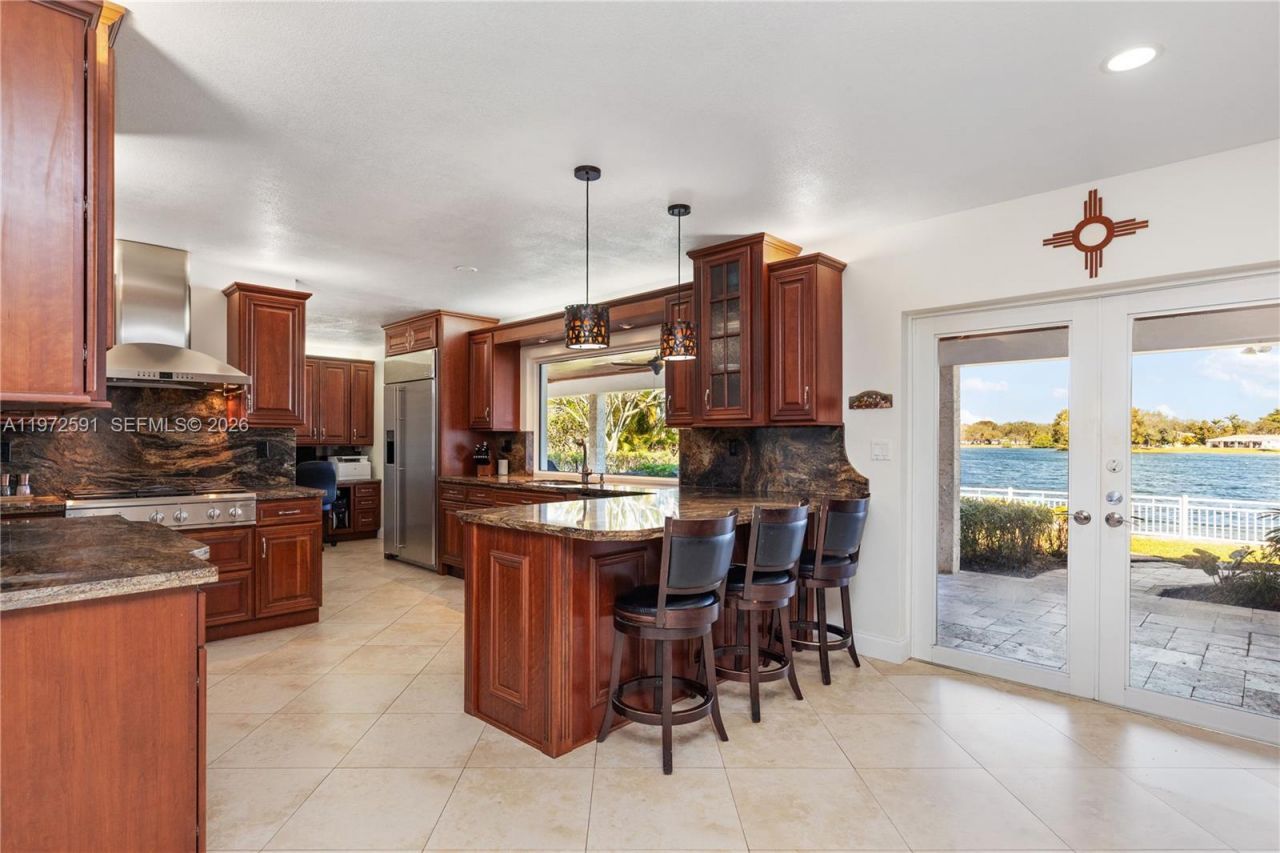 8121 SW 203rd St, Cutler Bay, FL 33189 Photo