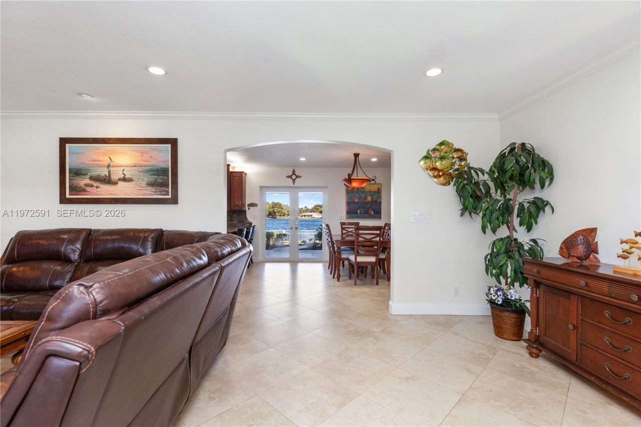 8121 SW 203rd St, Cutler Bay, FL 33189 Photo