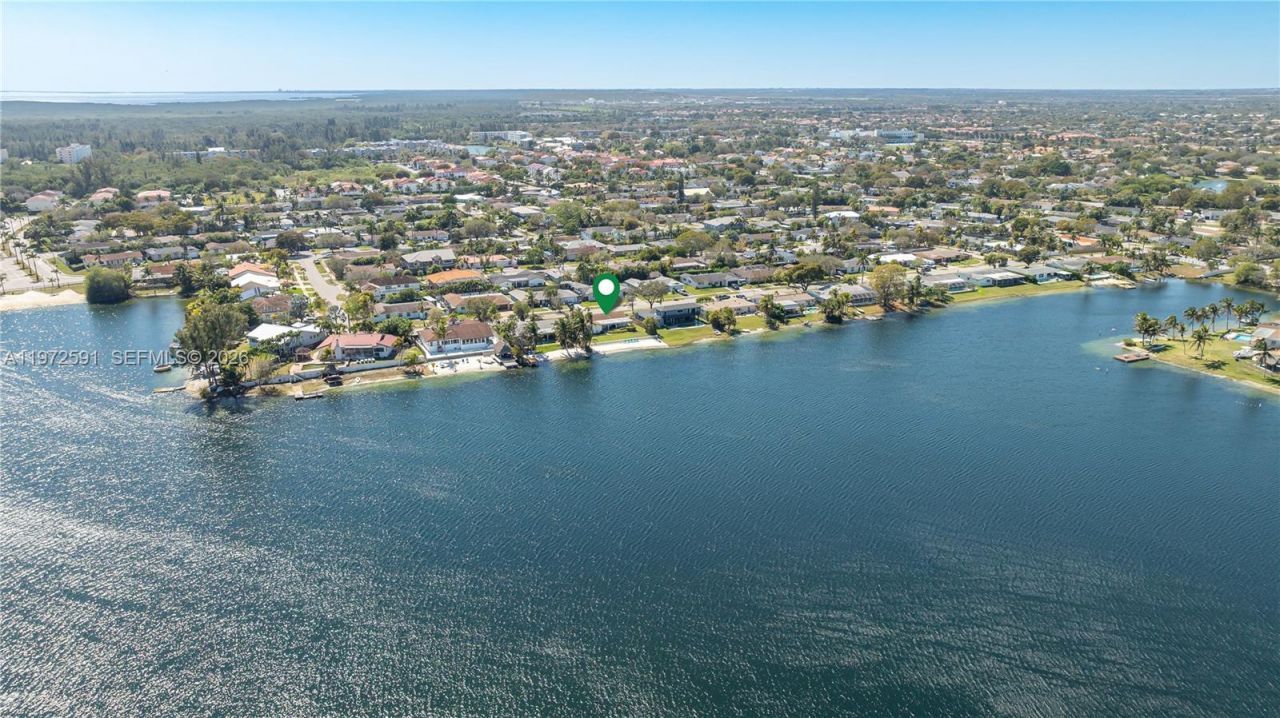 8121 SW 203rd St, Cutler Bay, FL 33189 Photo