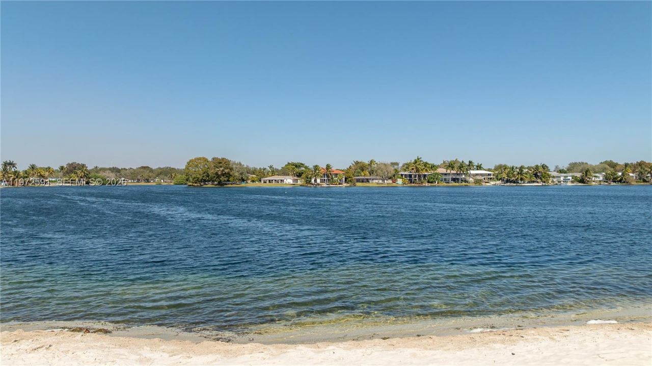 8121 SW 203rd St, Cutler Bay, FL 33189 Photo