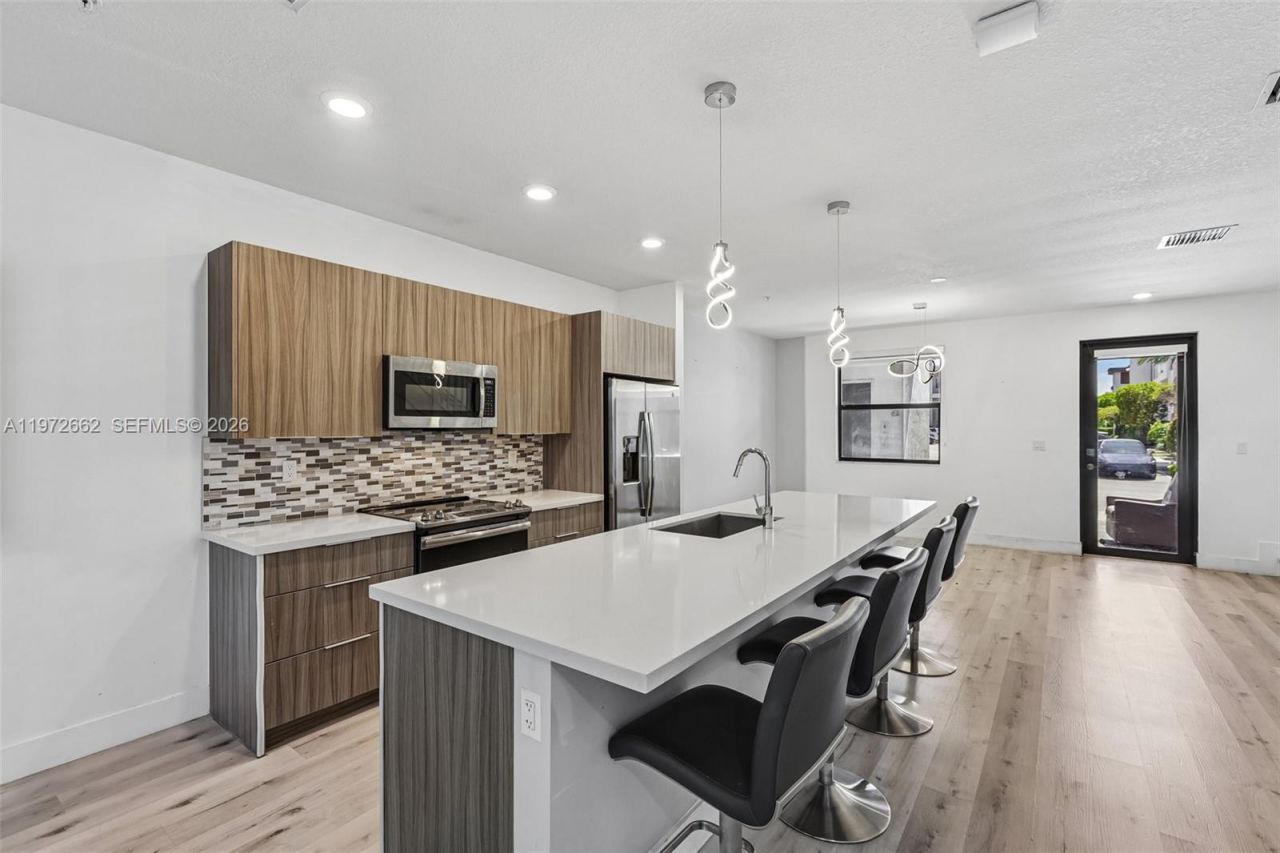 10455 NW 82nd St, Unit 4, Doral, FL 33178 Photo