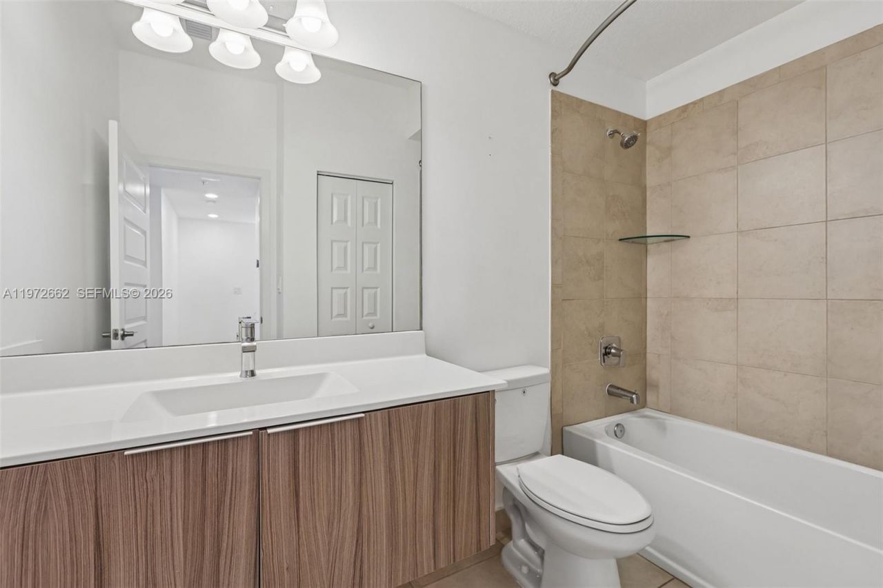10455 NW 82nd St, Unit 4, Doral, FL 33178 Photo
