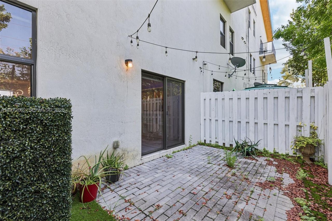 10455 NW 82nd St, Unit 4, Doral, FL 33178 Photo
