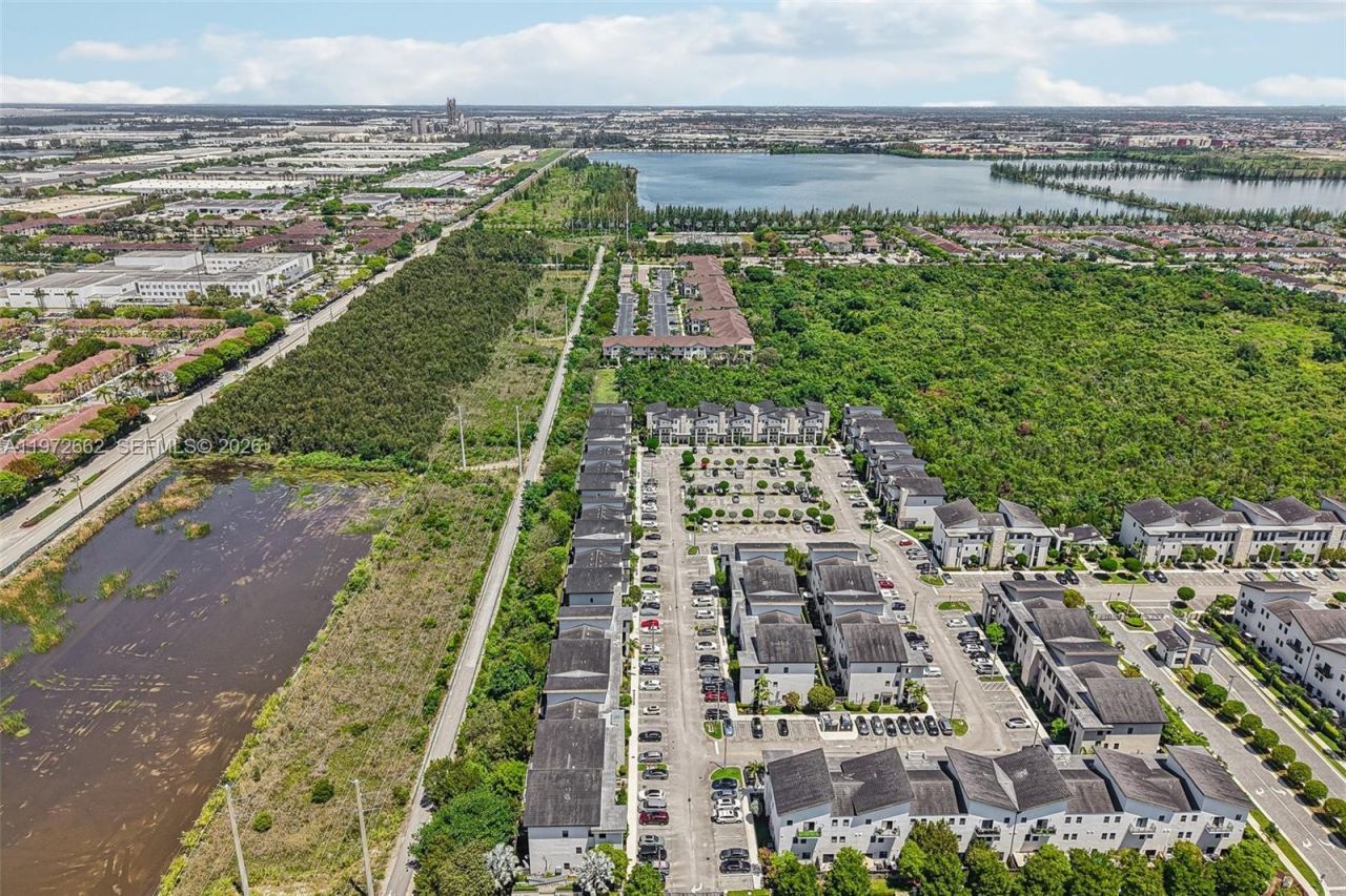 10455 NW 82nd St, Unit 4, Doral, FL 33178 Photo