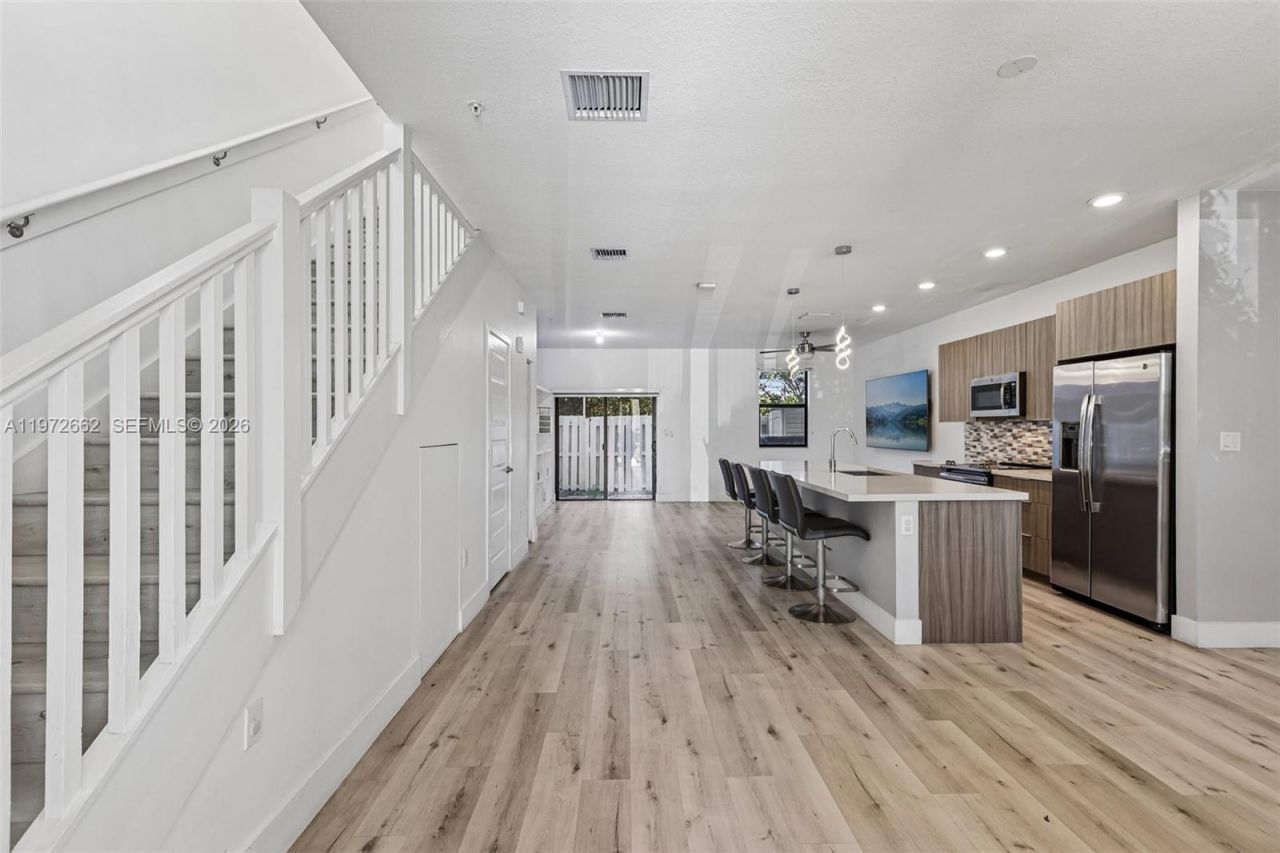 10455 NW 82nd St, Unit 4, Doral, FL 33178 Photo