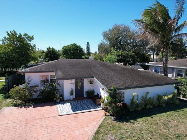 6532 Mayo St , Hollywood, FL 33023