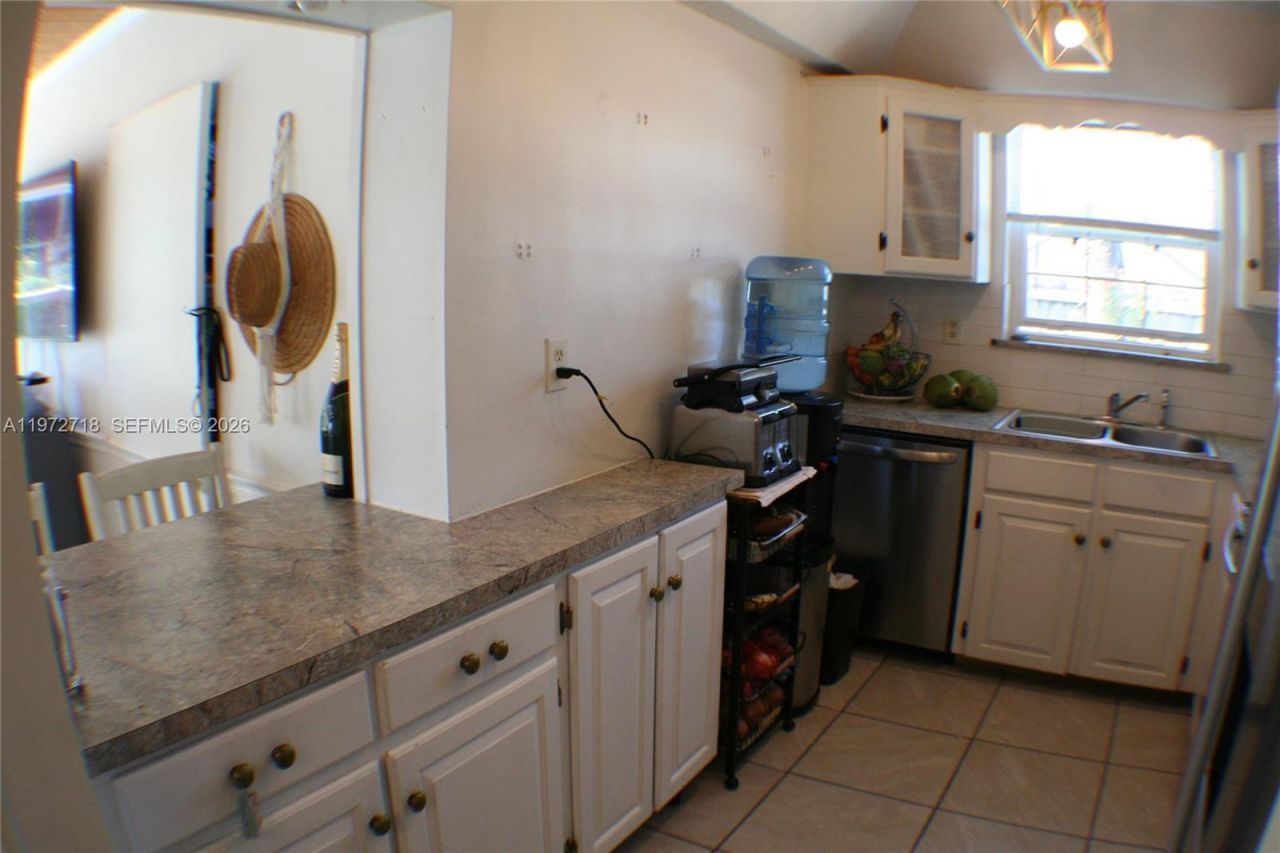 6532 Mayo St , Hollywood, FL 33023 Photo