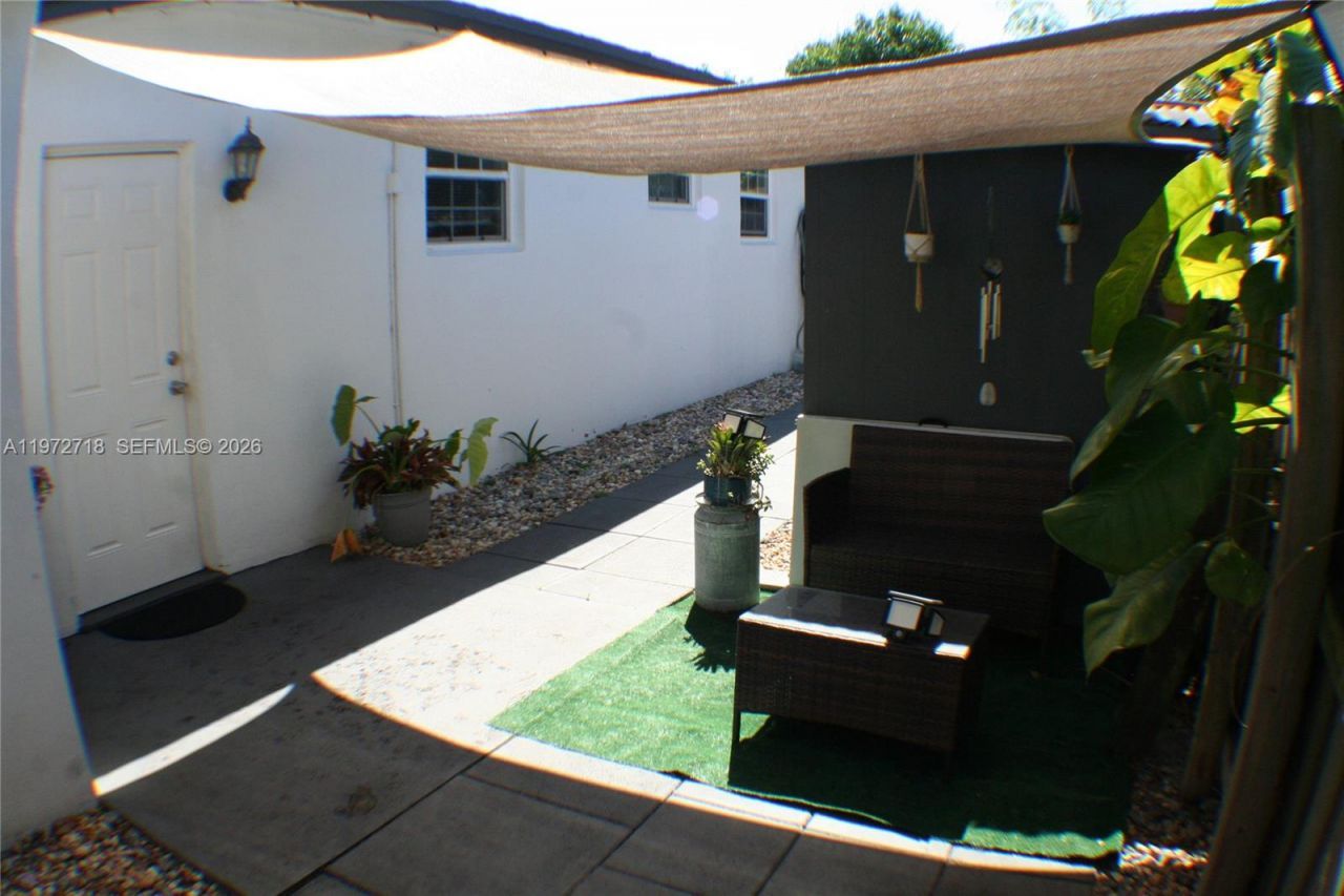 6532 Mayo St, Hollywood, FL 33023 Photo