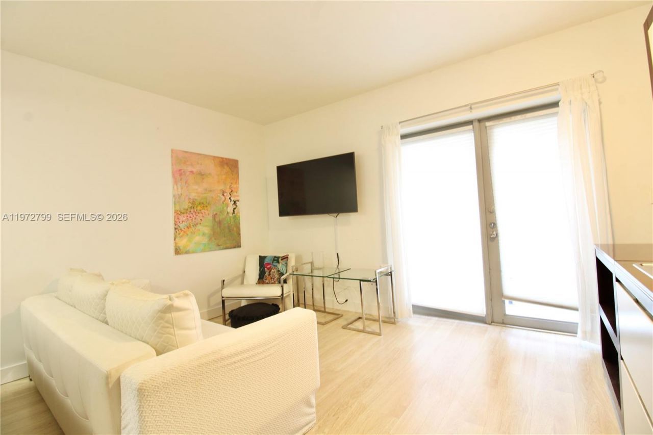 435 21st St, Unit 102, Miami Beach, FL 33139 Photo