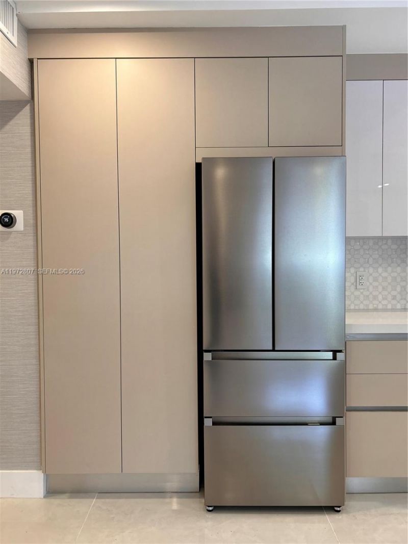 2430 NE 135th St , Unit 201, North Miami, FL 33181 Photo