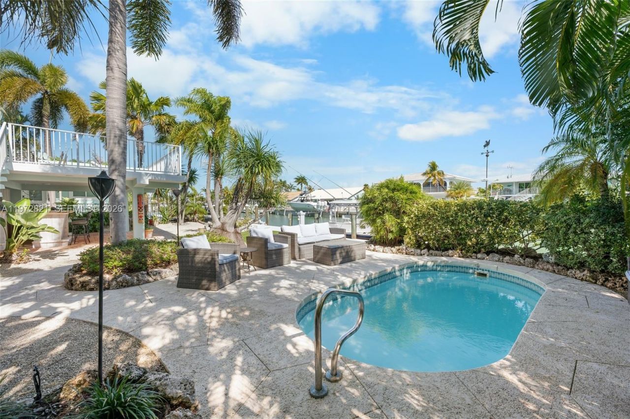 520 12th St, Key Colony, FL 33051 Photo