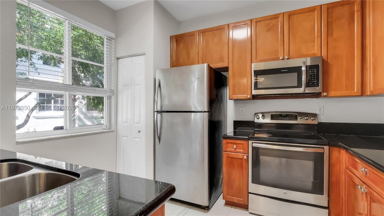 12421 SW 50th Ct, Unit 337, Miramar, FL 33027 Photo