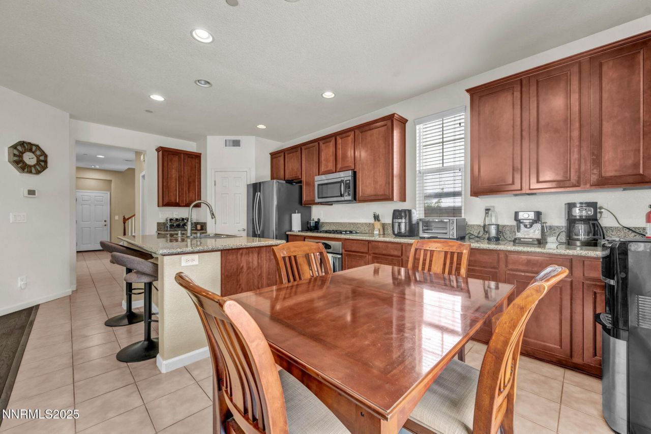 7076 Sacred Circle, Sparks, NV 89436 Photo