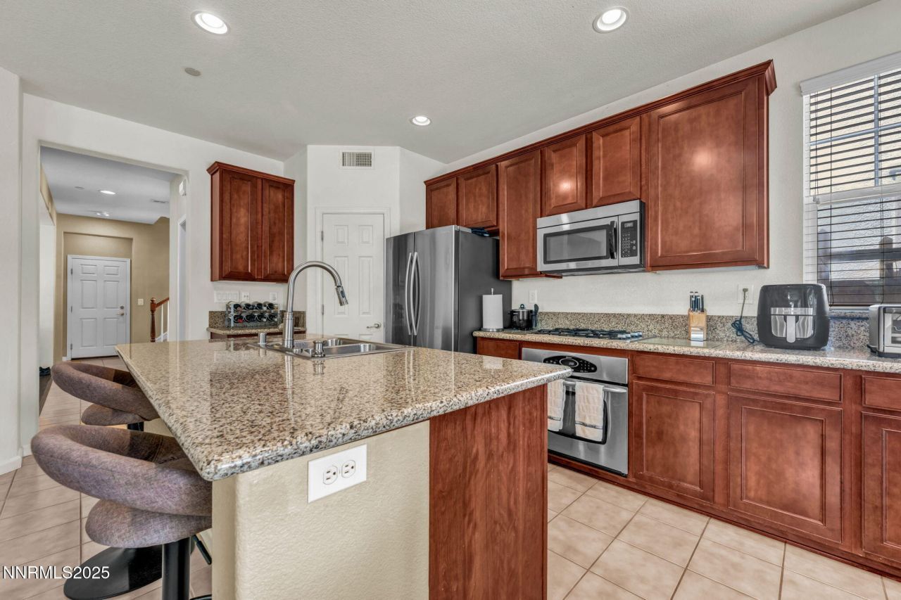 7076 Sacred Circle, Sparks, NV 89436 Photo