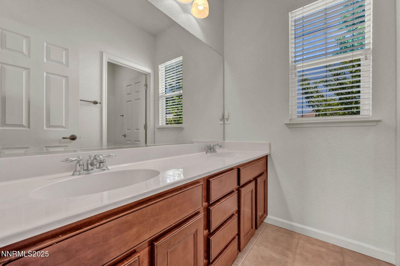 7076 Sacred Circle, Sparks, NV 89436 Photo