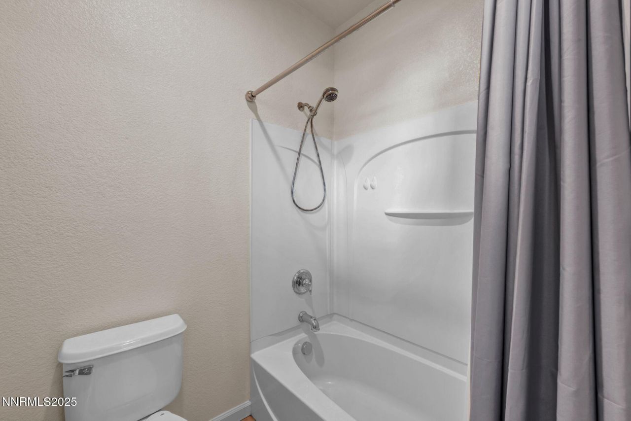 7076 Sacred Circle, Sparks, NV 89436 Photo