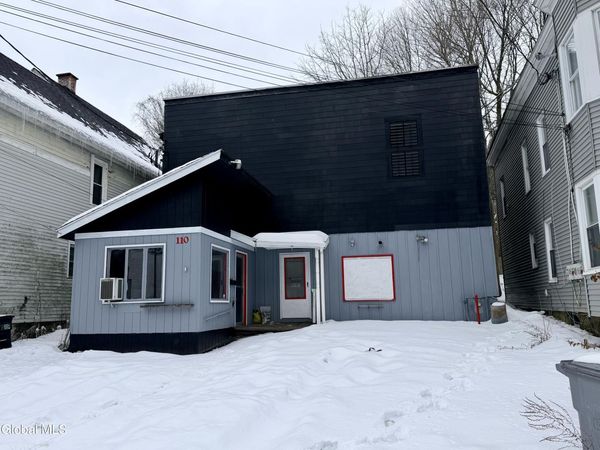 110 Brookside Avenue, Amsterdam, NY 12010