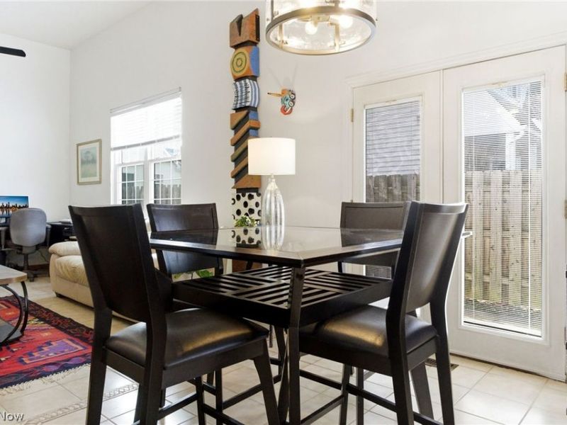 23265 Wainwright Terrace, Olmsted Falls, OH 44138 Photo 10