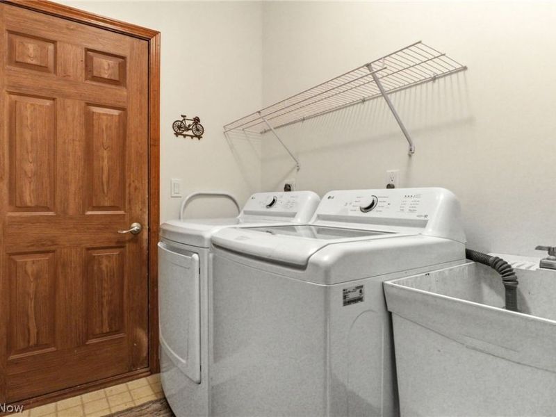 23265 Wainwright Terrace, Olmsted Falls, OH 44138 Photo 16