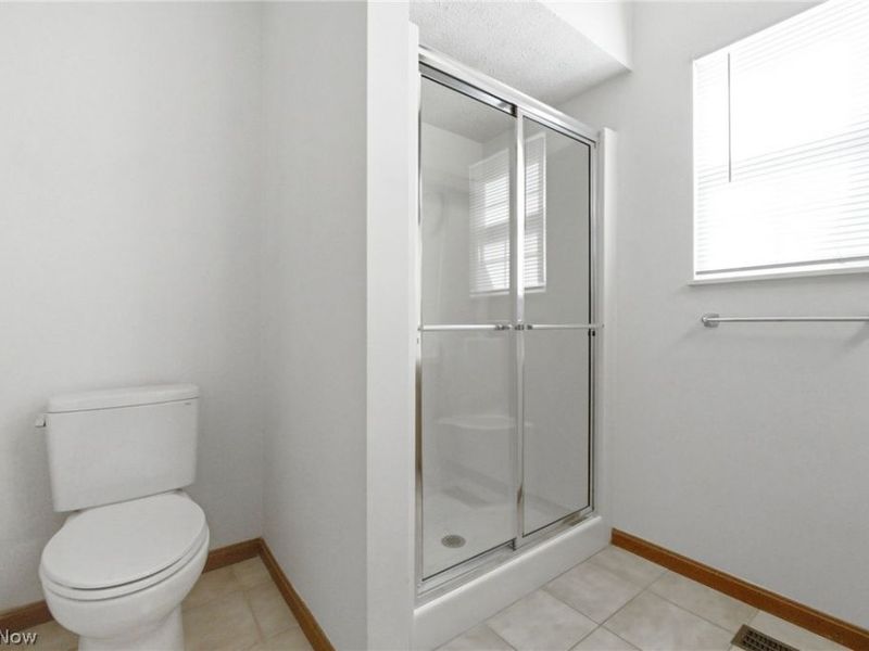 23265 Wainwright Terrace, Olmsted Falls, OH 44138 Photo 26