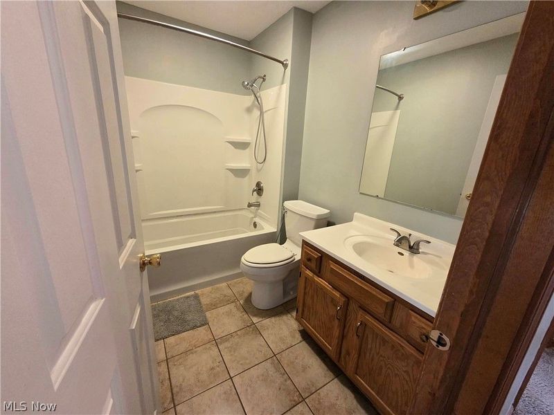 2232 Candlewood Drive, Avon, OH 44011 Photo 12