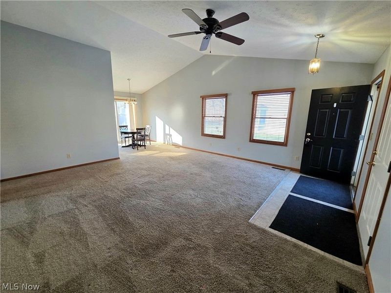 2232 Candlewood Drive, Avon, OH 44011 Photo 3