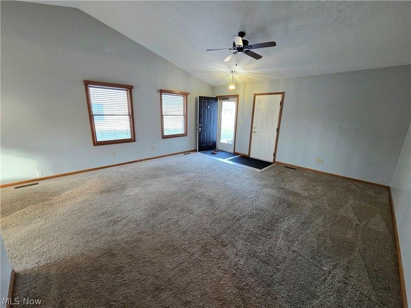 2232 Candlewood Drive, Avon, OH 44011 Photo 4