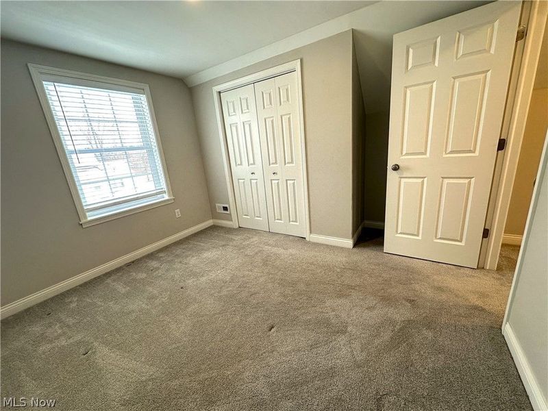 4433 Fenwick Avenue, Cleveland, OH 44113 Photo 12