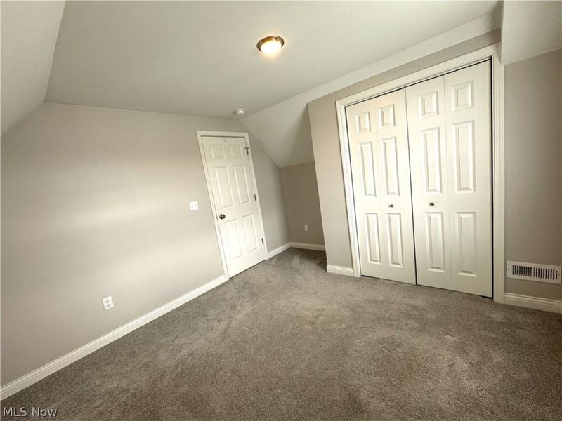 4433 Fenwick Avenue, Cleveland, OH 44113 Photo 19