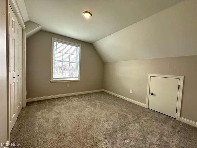 4433 Fenwick Avenue, Cleveland, OH 44113 Photo 20